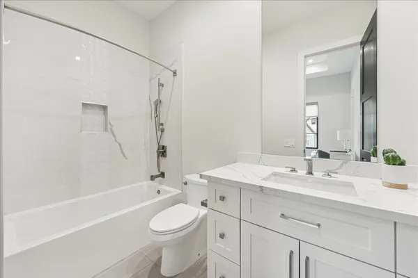 $3,874,000 | 1619 Lynnview Drive, Houston, TX 77055