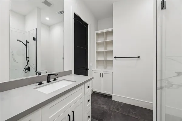 $3,874,000 | 1619 Lynnview Drive, Houston, TX 77055