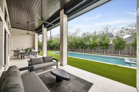 $3,874,000 | 1619 Lynnview Drive, Houston, TX 77055