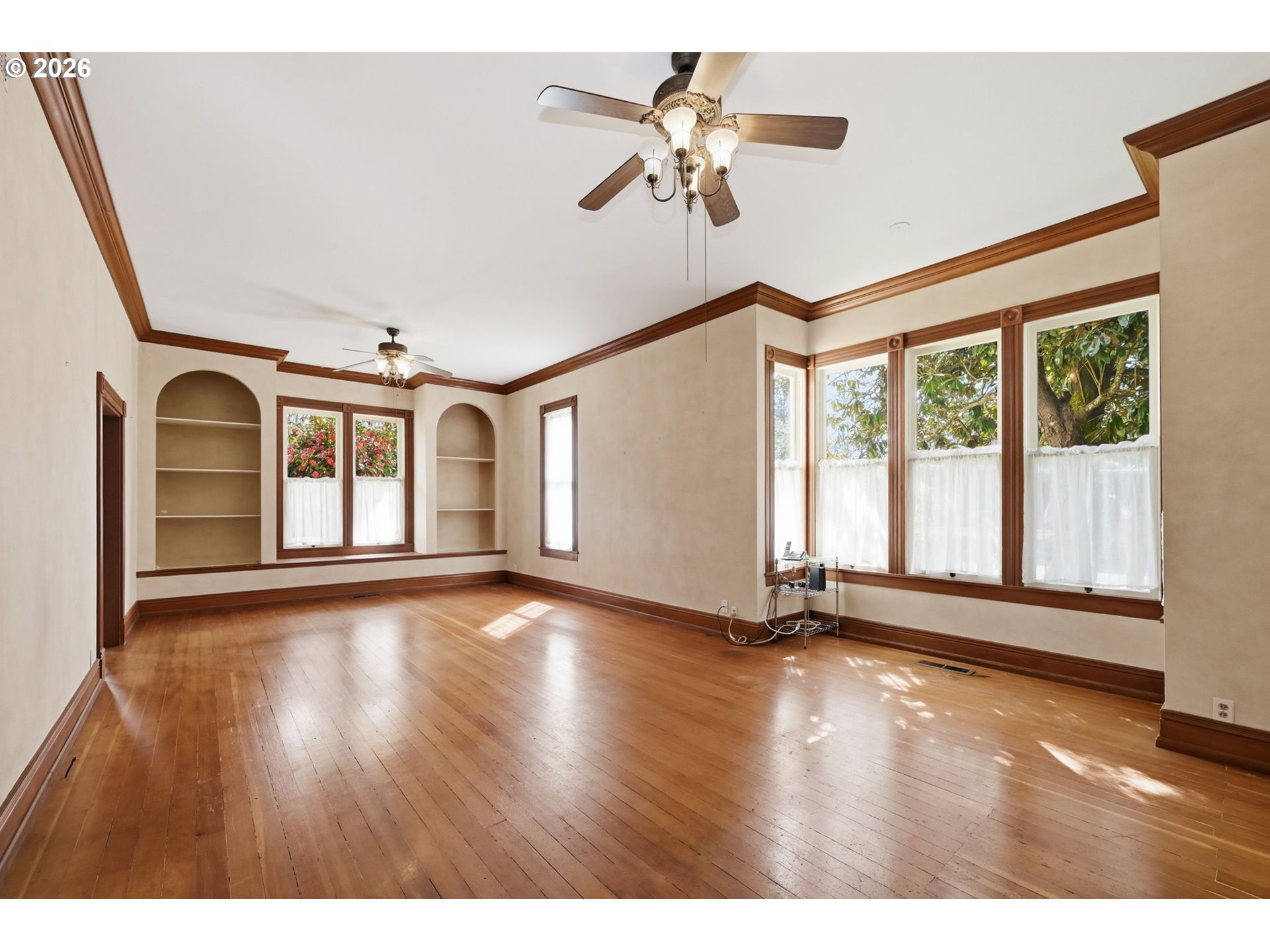 653 South River Road Cottage Grove, OR 97424 - Photo 13 of 47