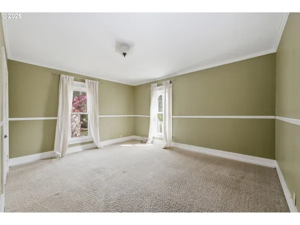 $775,000 | 653 South River Road, Cottage Grove, OR 97424