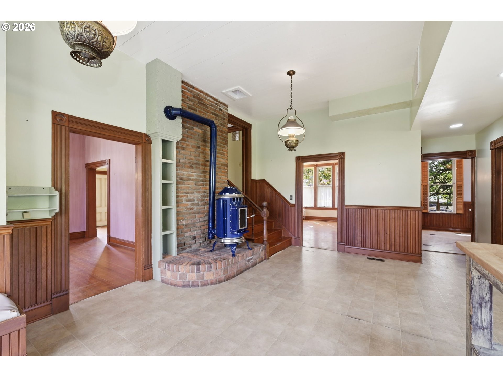 653 South River Road Cottage Grove, OR 97424 - Photo 7 of 47