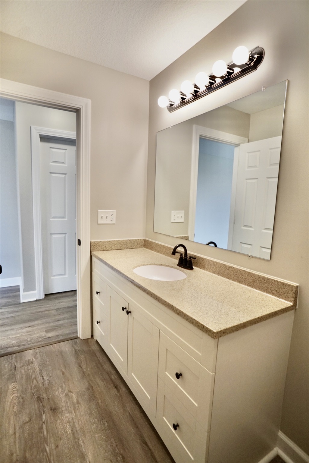 5462 West Cook Road Fort Wayne, IN 46818 - Photo 12 of 23