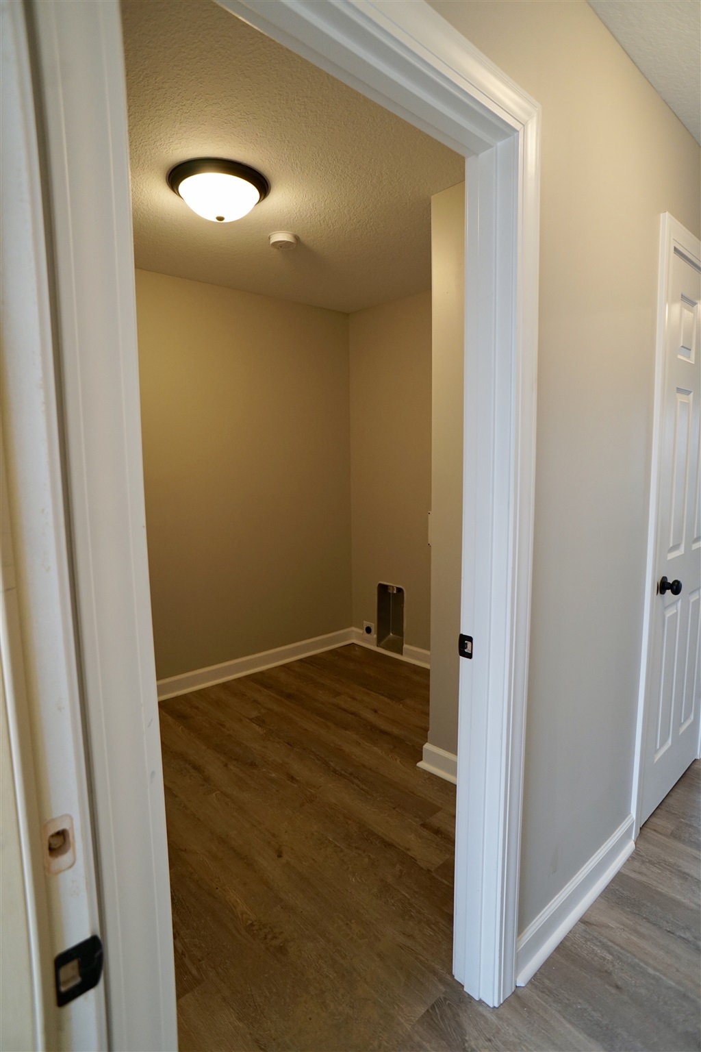 5462 West Cook Road Fort Wayne, IN 46818 - Photo 3 of 23