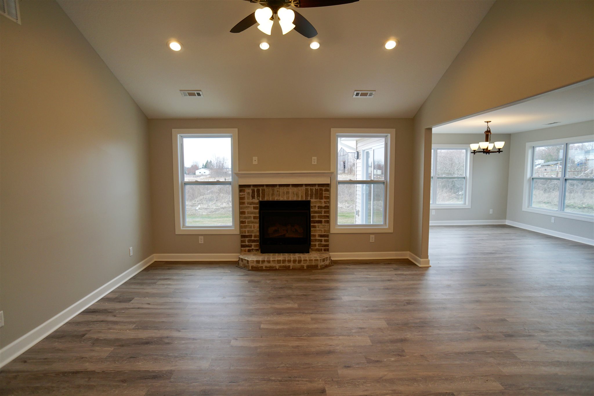 5462 West Cook Road Fort Wayne, IN 46818 - Photo 5 of 23