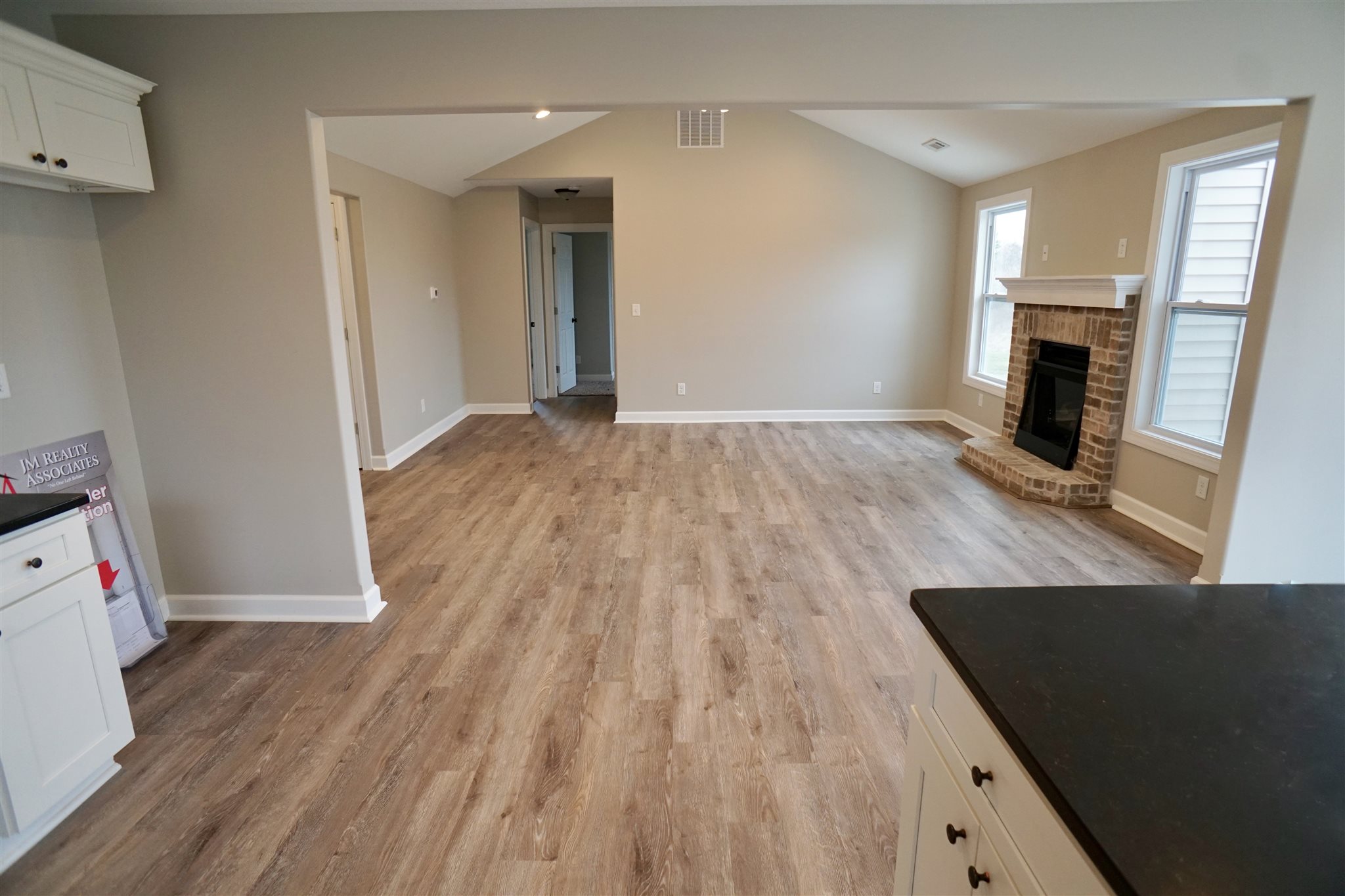 5462 West Cook Road Fort Wayne, IN 46818 - Photo 9 of 23
