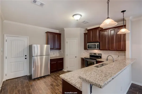 $750 | 304 Cooner Street, Unit A, College Station, TX 77840