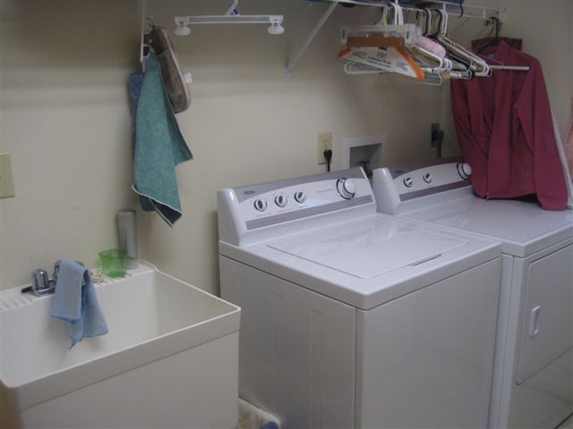 1911 Springmill Road Salem, VA 24153 - Photo 50 of 70 Laundry Room w/Sink