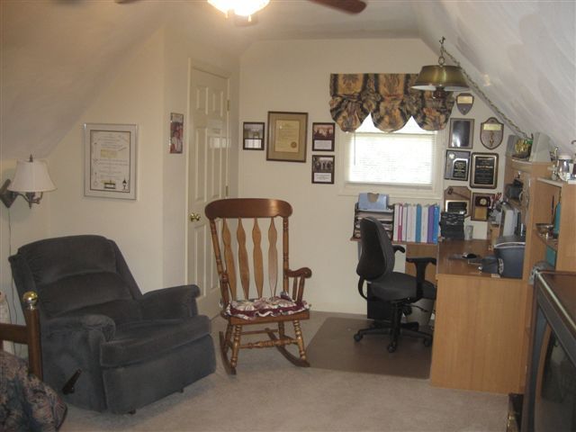 1911 Springmill Road Salem, VA 24153 - Photo 59 of 70 5th Bedroom on Upper Level