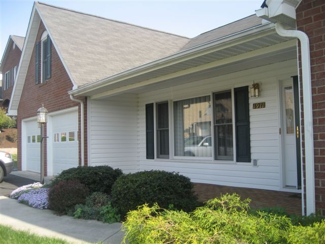 1911 Springmill Road Salem, VA 24153 - Photo 10 of 70 Front of House