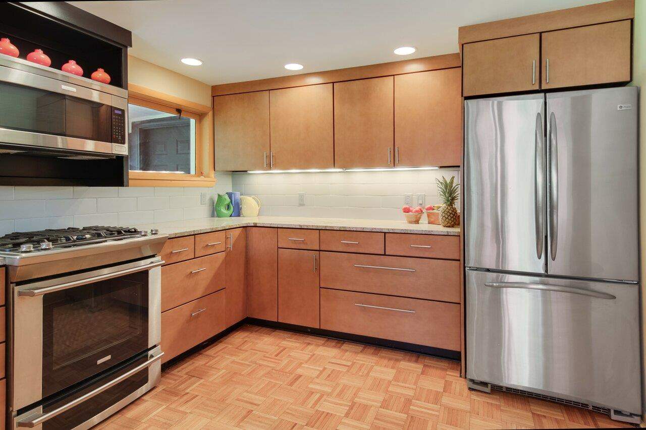 2494 Carroll Road Traverse City, MI 49686 - Photo 26 of 74 1888679-25.JPG
