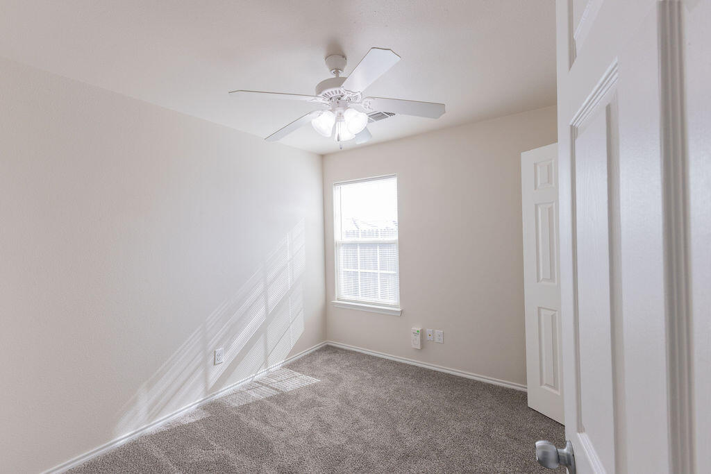 8903 Terrell Avenue Lubbock, TX 79423 - Photo 7 of 11 A-26