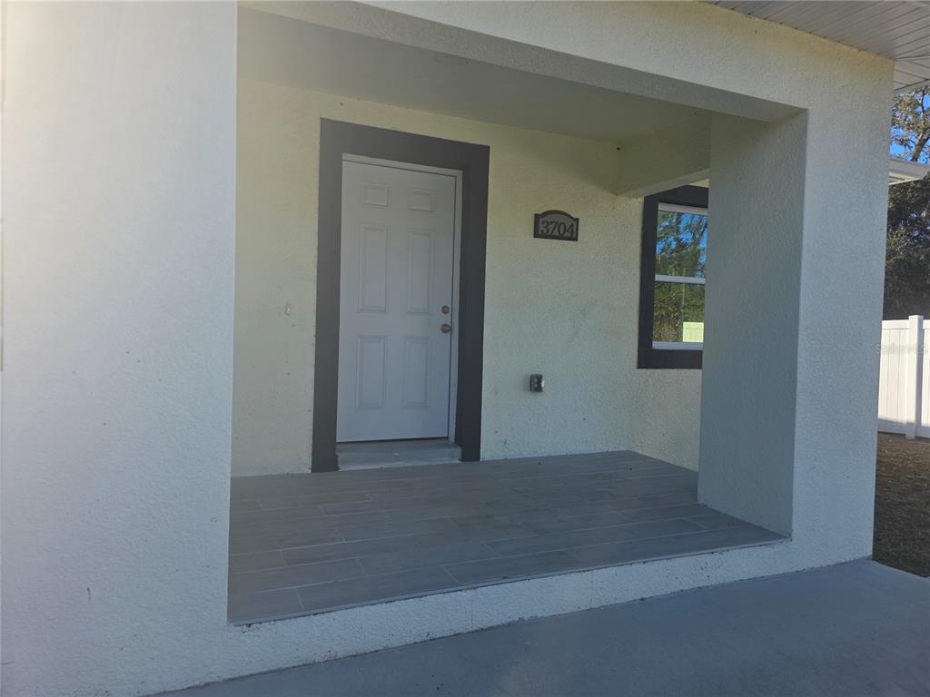 3704 Smith Tree Street Tampa, FL 33619 - Photo 3 of 20 Gallery Image 3