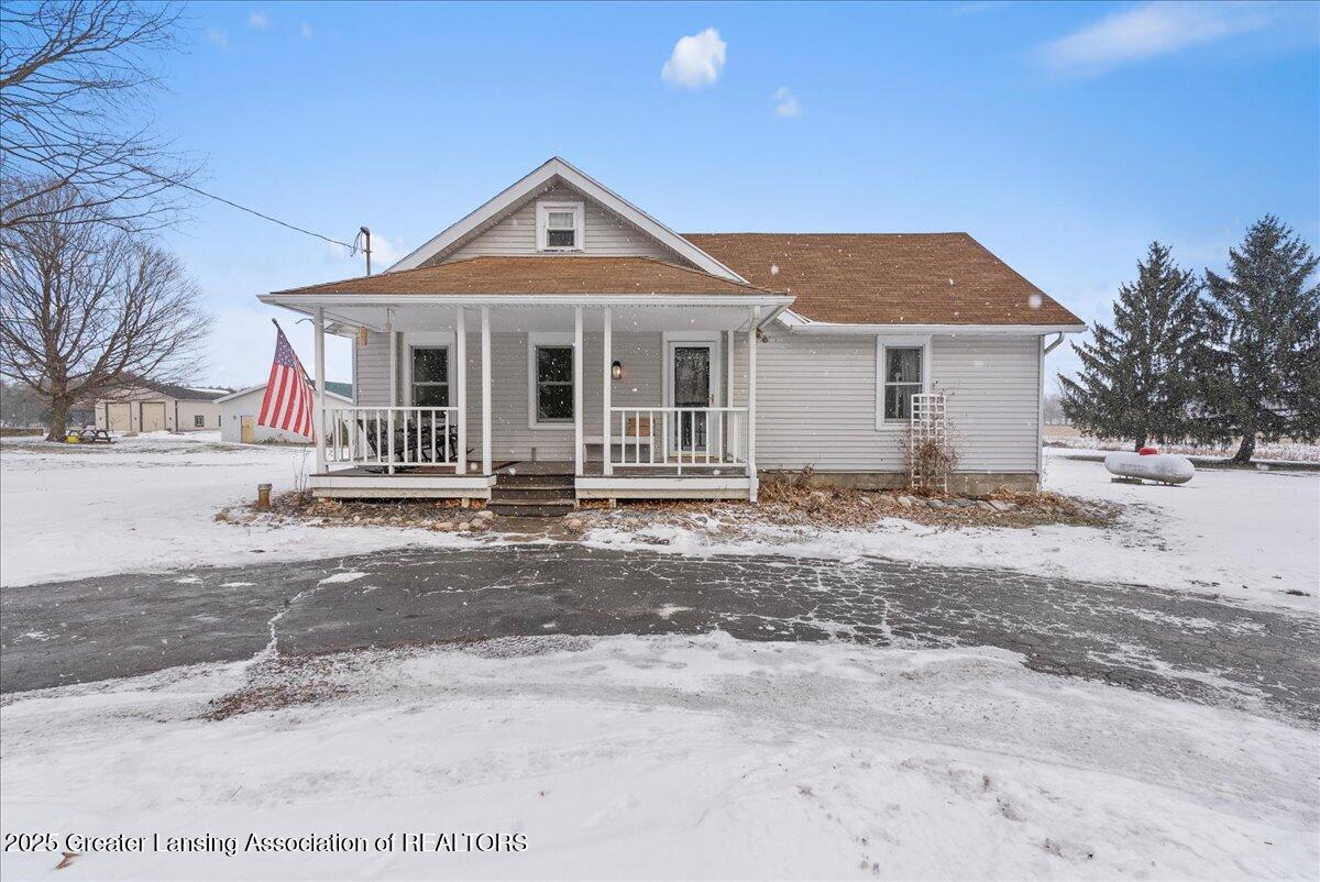 608 West Harper Road Mason, MI 48854 - Photo 2 of 54 02-Media Jett - 03