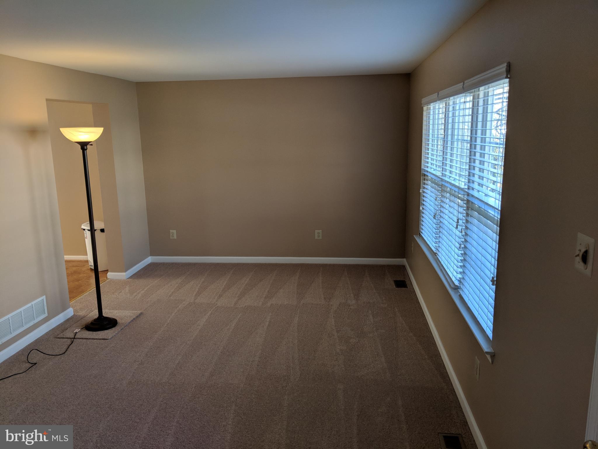 106 Cedar Road Wallingford, PA 19086 - Photo 4 of 23 Living Room