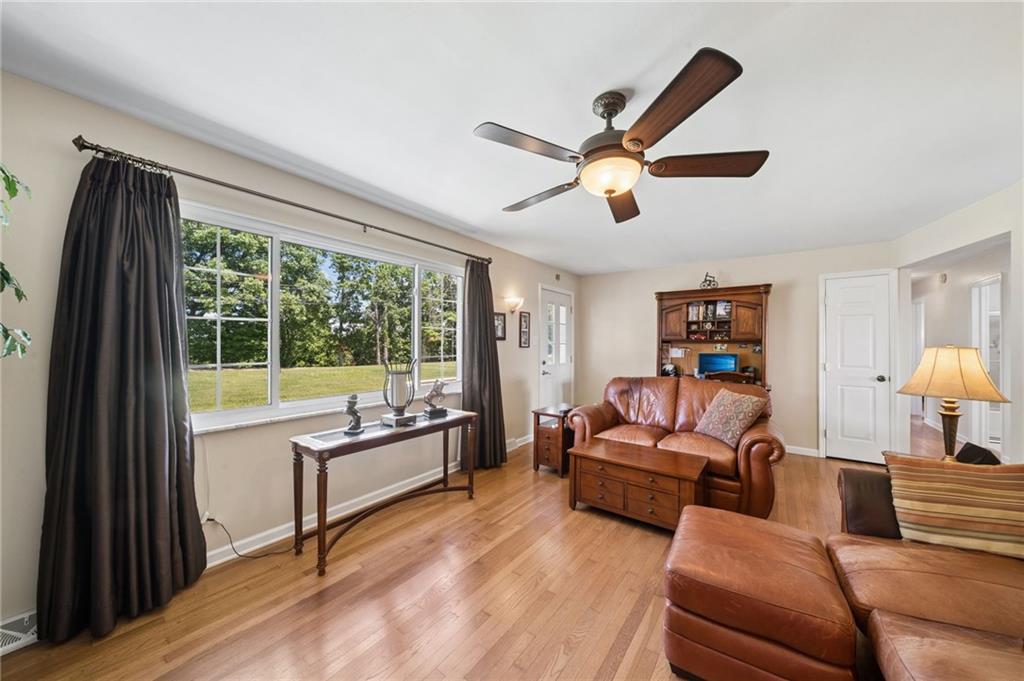 135 Deerfield Road Washington, PA 15301 - Photo 13 of 49