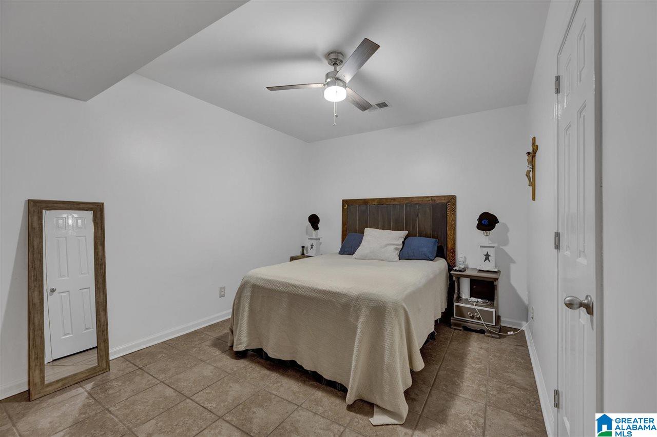 1405 Colonial Way Alabaster, AL 35007 - Photo 23 of 47 Gallery Image 23