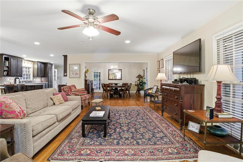 513 East 11th Street Southeast Rome, GA 30161 - Photo 3 of 44