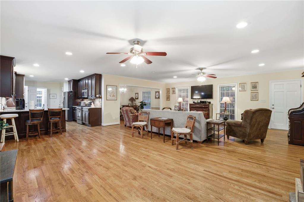 513 East 11th Street Southeast Rome, GA 30161 - Photo 6 of 44