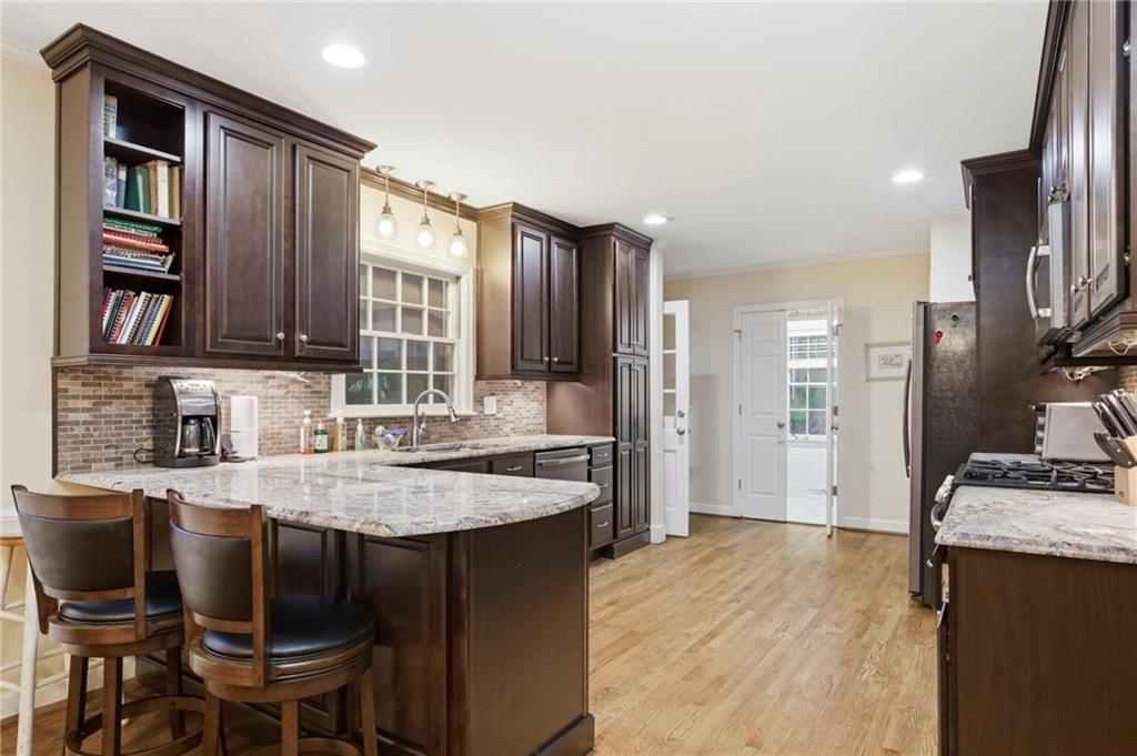 513 East 11th Street Southeast Rome, GA 30161 - Photo 7 of 44