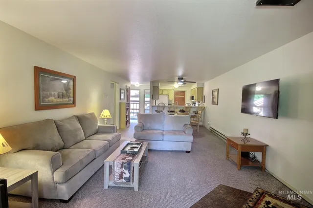 $409,000 | 1630 Davis Avenue, Unit C18, McCall, ID 83638