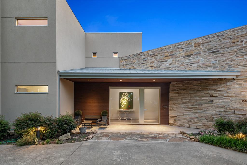 9435 Inwood Road Dallas, TX 75220 - Photo 2 of 37 a front view of a house with yard