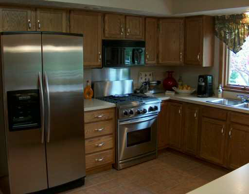 811 Johnson Road South Bend, IN 46614 - Photo 4 of 8