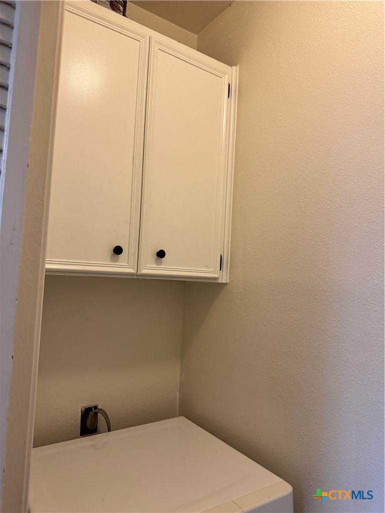1013 Chestnut Street, Unit D6 San Marcos, TX 78666 - Photo 12 of 13 a bathroom with a sink