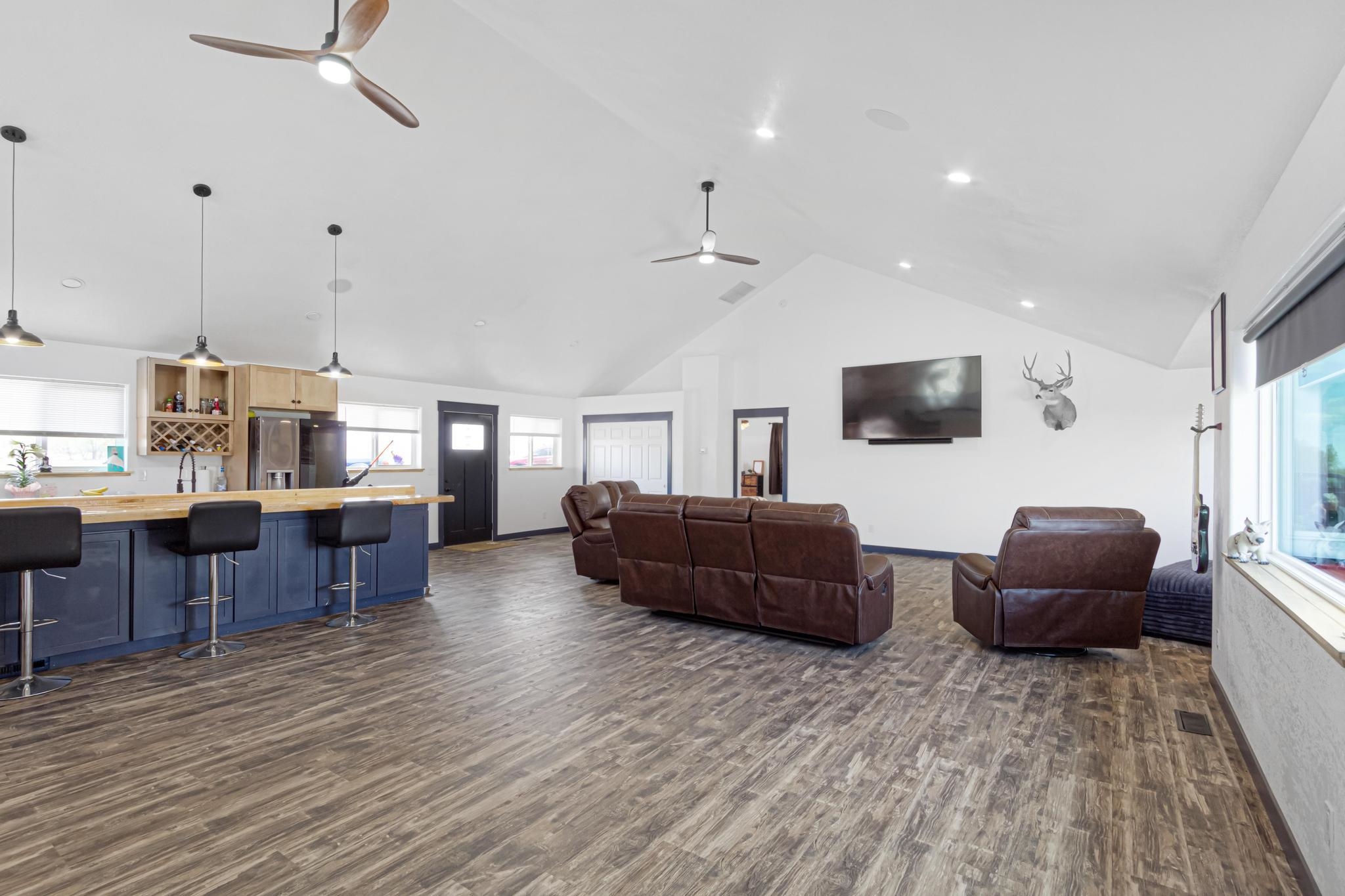 60977 Gunnison Road Montrose, CO 81401 - Photo 21 of 40 Gallery Image 21