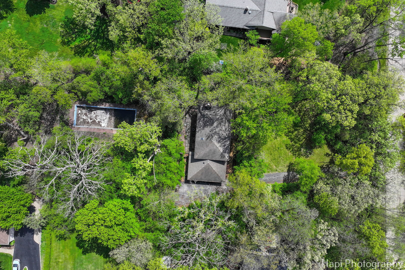 24570 West Middle Frk Road Barrington, IL 60618 - Photo 30 of 31 an aerial view of a house with a yard and tree s