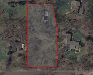 a view of a bathroom