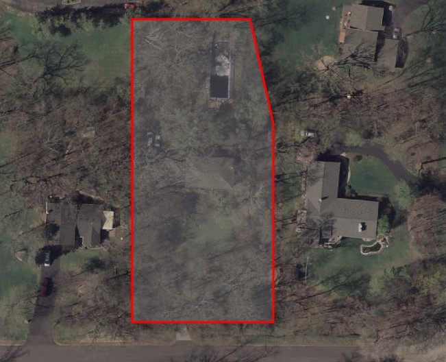 24570 West Middle Frk Road Barrington, IL 60618 - Photo 31 of 31 a view of a bathroom