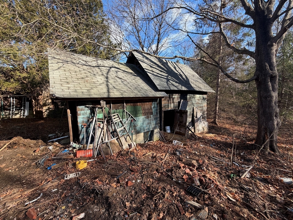 44 Federal Street Blackstone, MA 01504 - Photo 11 of 20