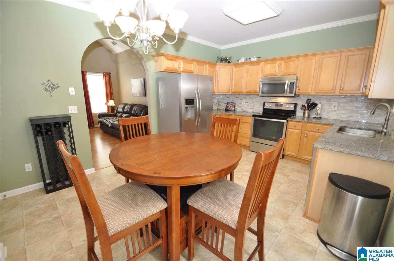 388 Walker Way Pelham, AL 35124 - Photo 5 of 13