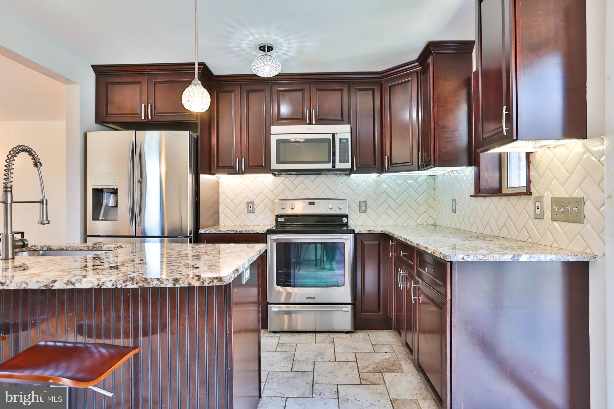 6022 Point Pleasant Road Baltimore, MD 21206 - Photo 1 of 23 Kitchen
