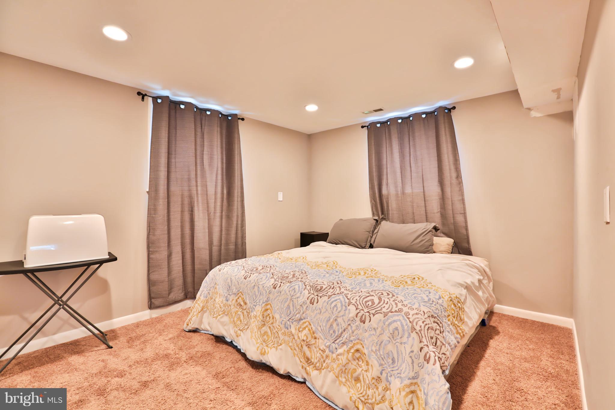6022 Point Pleasant Road Baltimore, MD 21206 - Photo 12 of 23 two bedrooms and full bathroom in lower level!