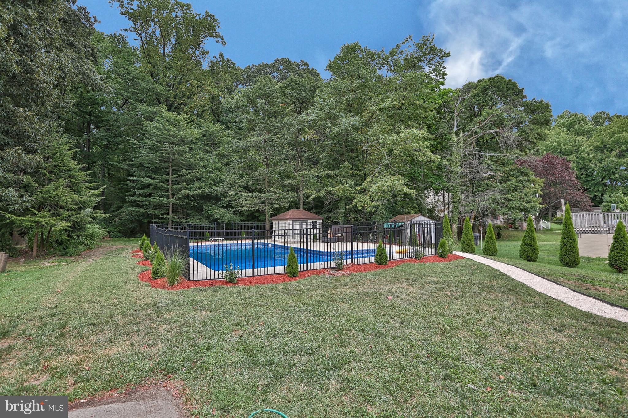 6022 Point Pleasant Road Baltimore, MD 21206 - Photo 23 of 23 Exterior (Rear)