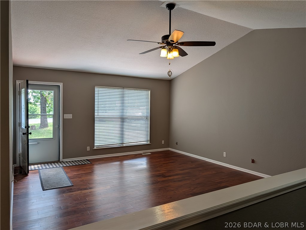519 Bear Paw Road Camdenton, MO 65020 - Photo 6 of 42