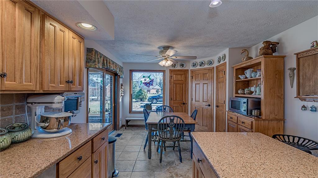 5988 RidgeHill Way Avon, IN 46123 - Photo 10 of 28 Gallery Image 10