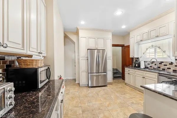 $749,000 | 150 West 5th Avenue, Roselle, NJ 07203