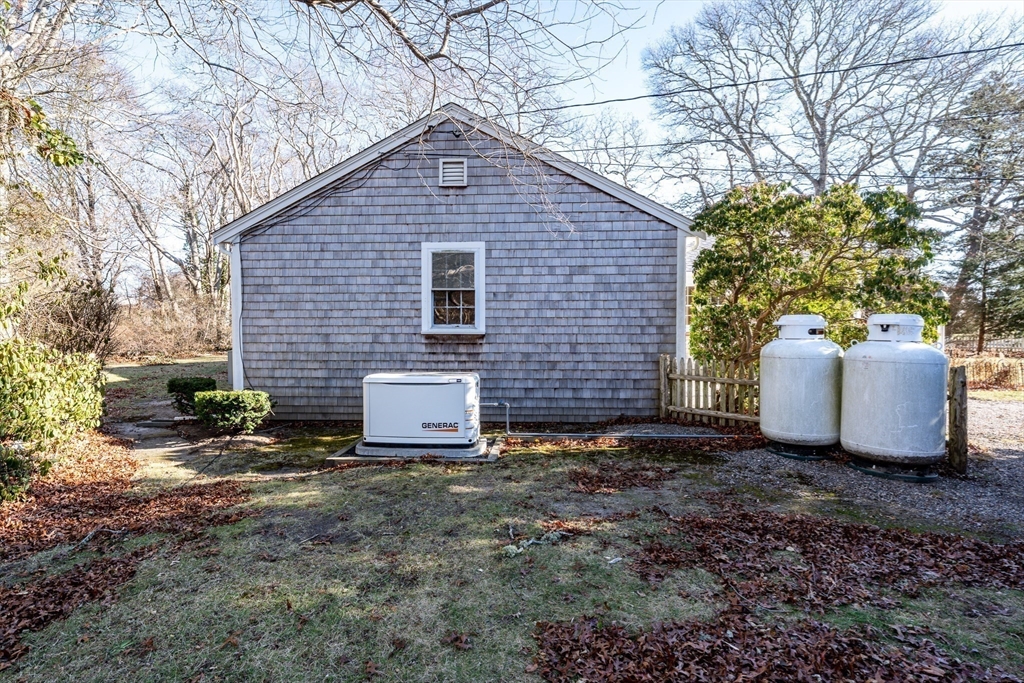 54 Murphy Road Barnstable, MA 02601 - Photo 7 of 34