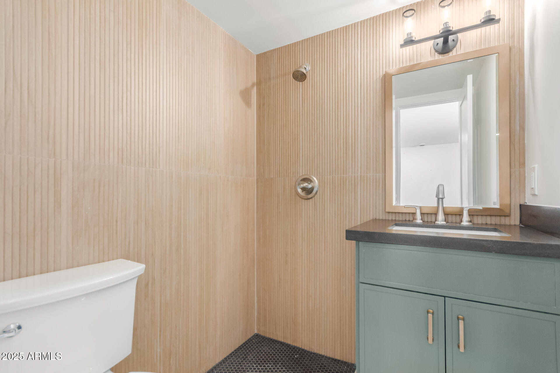 344 West Montecito Avenue Phoenix, AZ 85013 - Photo 14 of 17 27 Montecito