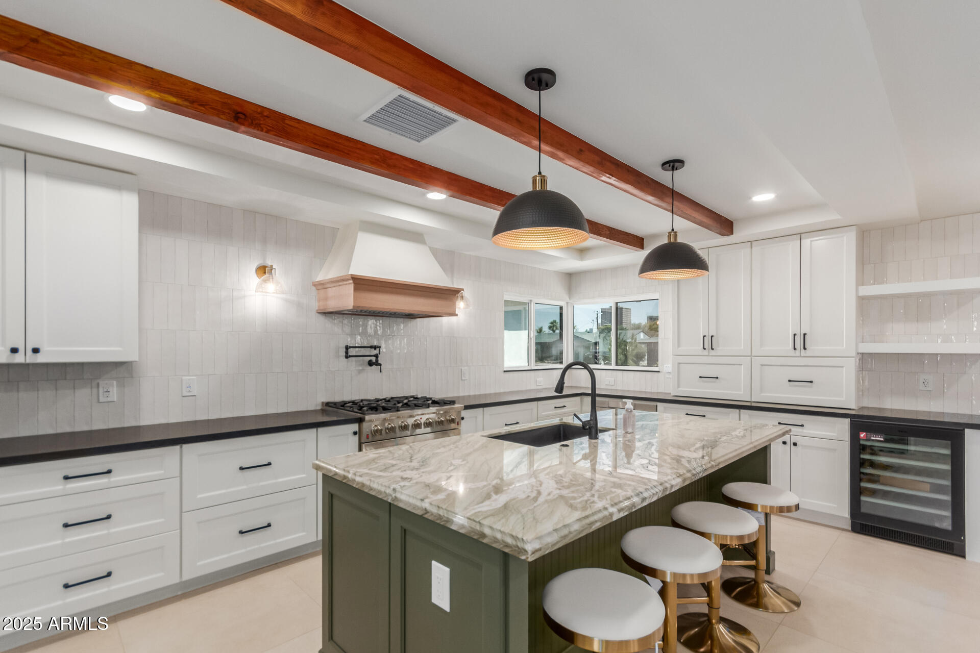 344 West Montecito Avenue Phoenix, AZ 85013 - Photo 6 of 17 12 Montecito