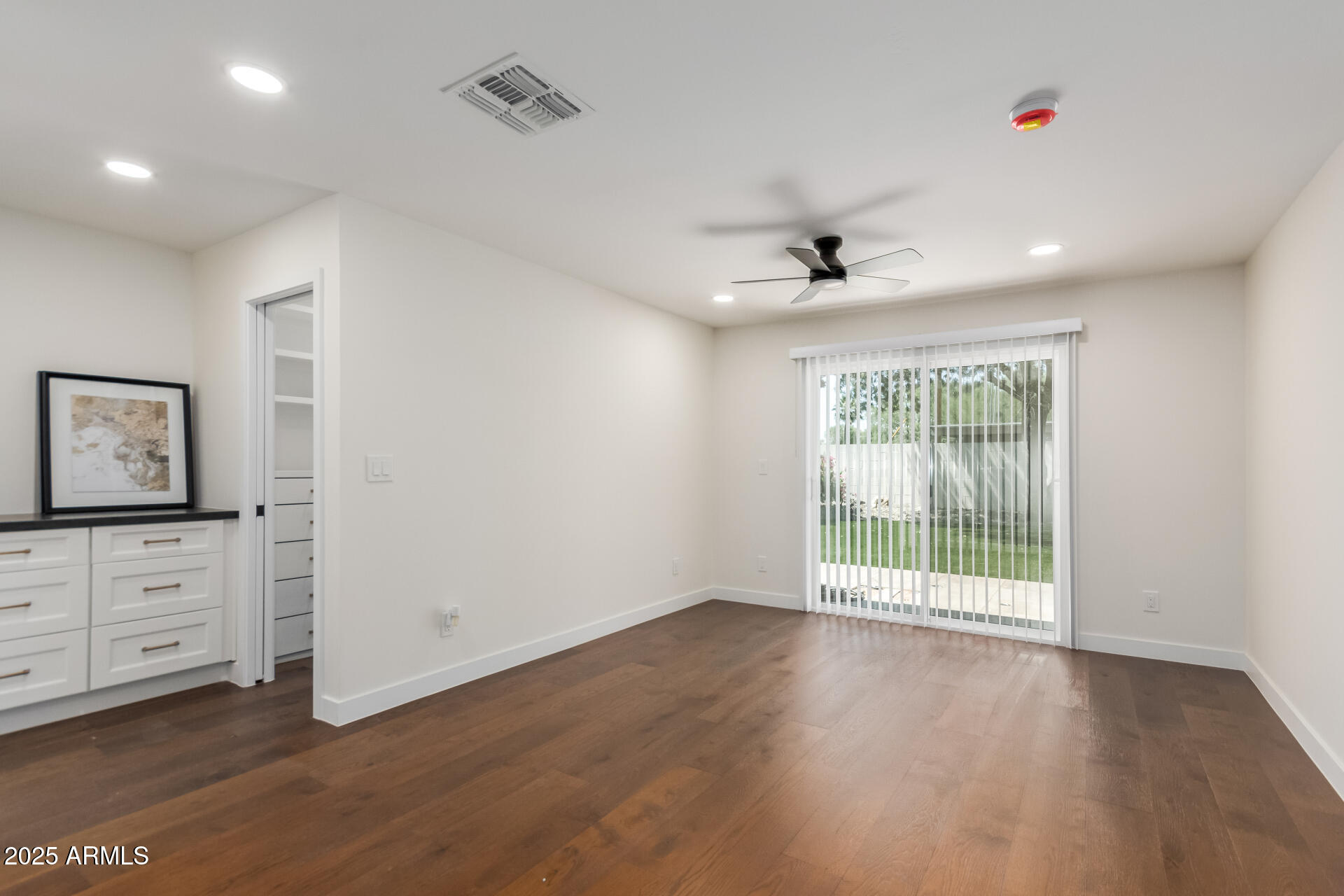 344 West Montecito Avenue Phoenix, AZ 85013 - Photo 7 of 17 15 Montecito