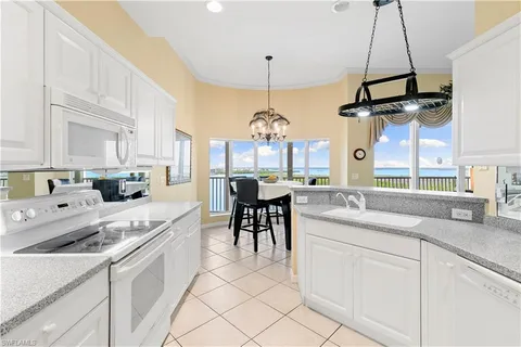 $830,000 | 4141 Bay Beach Lane, Unit 4P3, Fort Myers Beach, FL 33931