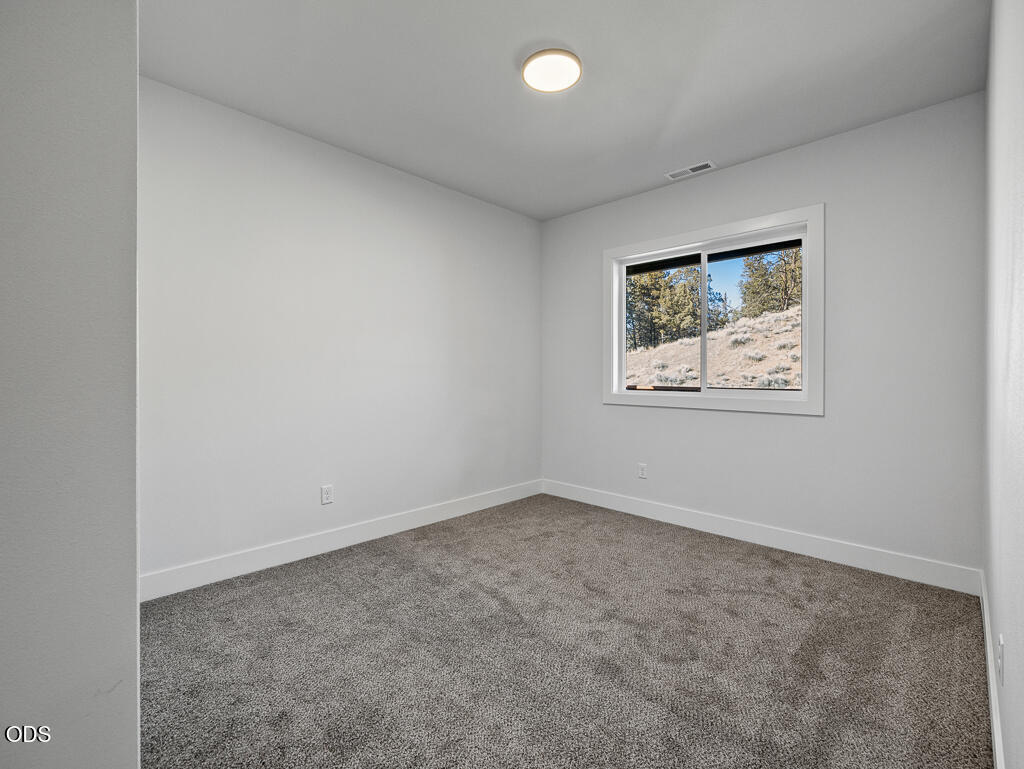 1176 West Ridge Drive, Unit 113 Klamath Falls, OR 97601 - Photo 20 of 23