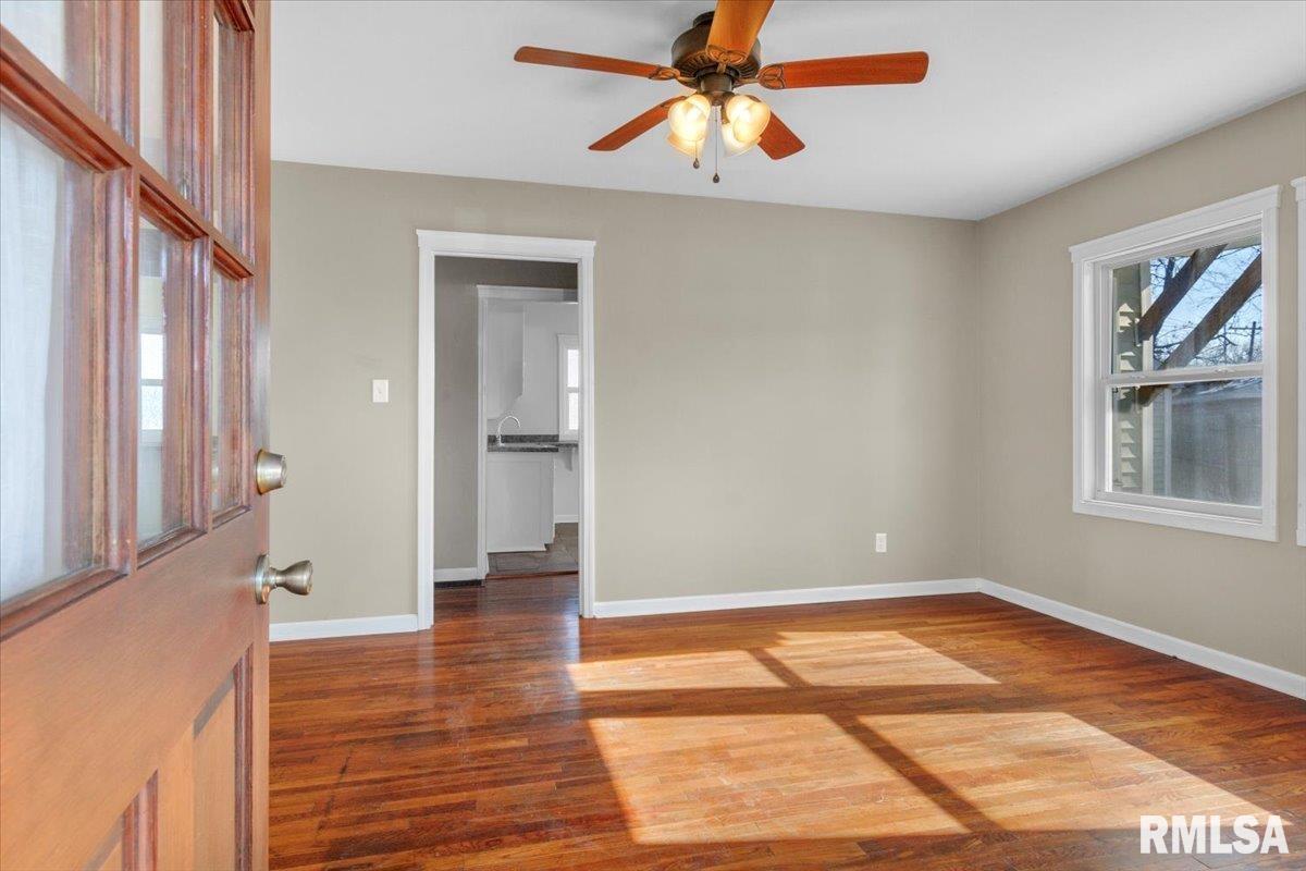 33 Belle Place Springfield, IL 62704 - Photo 5 of 28 Gallery Image 5