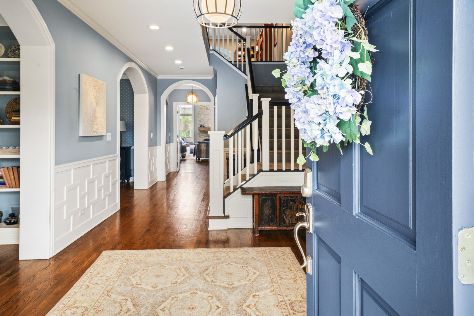 1546 Midway Lane Glenview, IL 60026 - Photo 3 of 46 a view of a porch with furniture