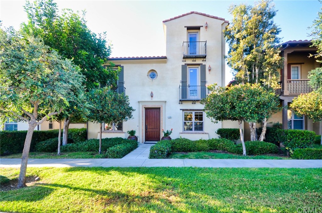 39 Conservancy Irvine, CA 92618 - Photo 1 of 32 a view of a house with a yard and plants