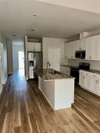 $1,990 | 2817 Steepleridge Circle, Granbury, TX 76048